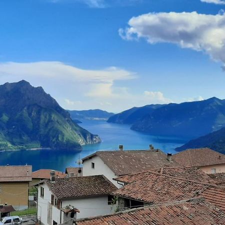 Brezza Di Lago Costa Volpino Exterior foto